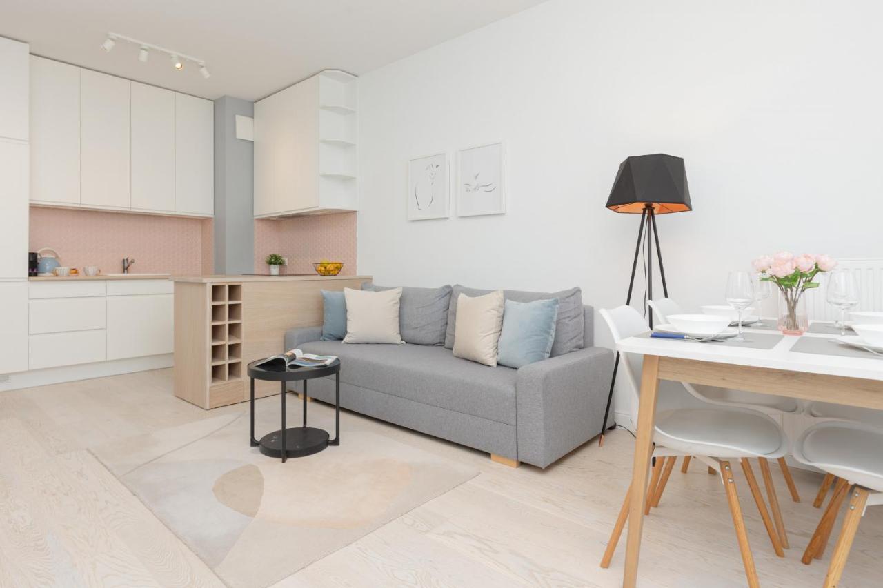 Sarmacka Apartment With Balcony Warsaw Wilanow By Noclegi Renters Dış mekan fotoğraf