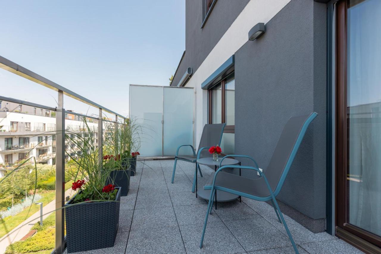 Sarmacka Apartment With Balcony Warsaw Wilanow By Noclegi Renters Dış mekan fotoğraf